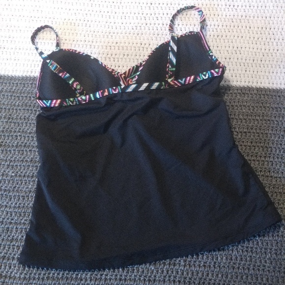 La Blanca Women's Tribal Print Swim Top - Picture 2 of 4